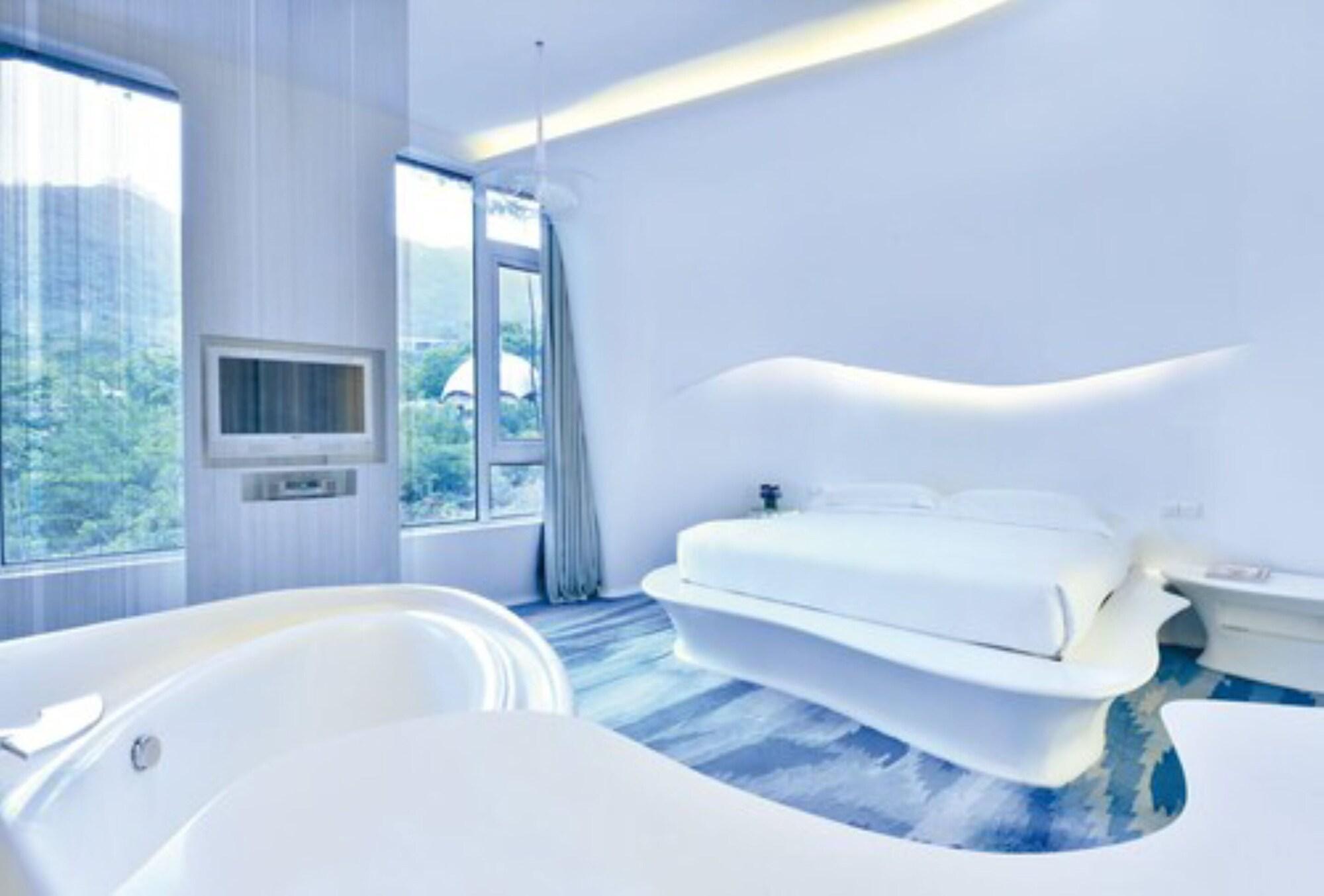 Otique Aqua Hotel Shenzhen Exterior photo