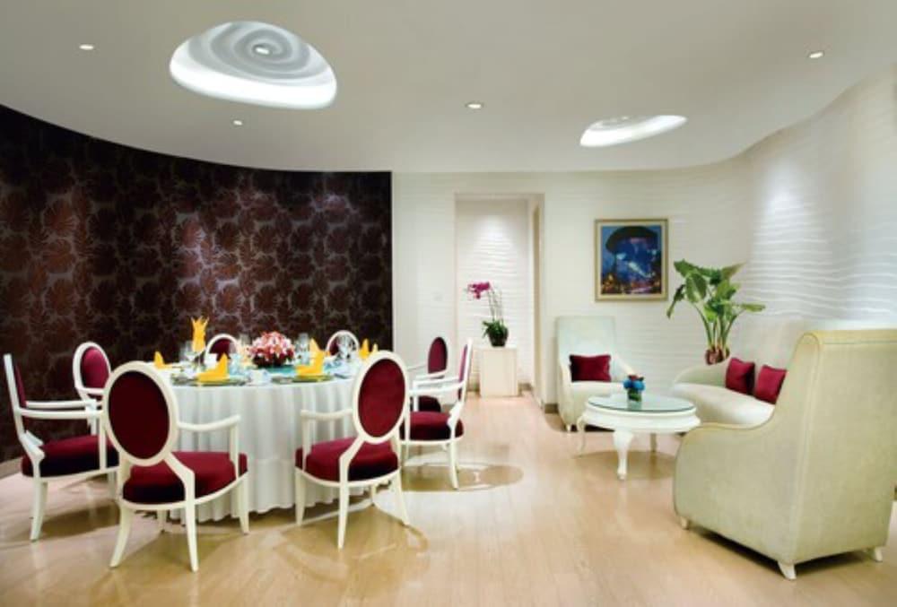 Otique Aqua Hotel Shenzhen Exterior photo